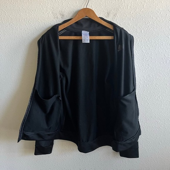 Adidas Boy's Iconic Tiricot Black Full Zip Jacket Size XL (18/20) Style AP5497 - Picture 8 of 9